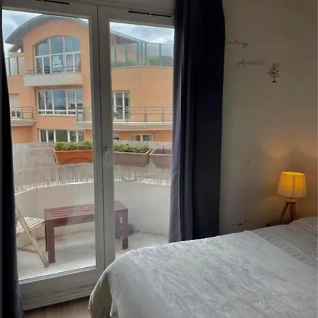 Jolie Proche De Paris Apartment *